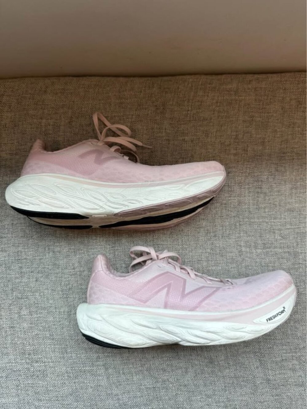 New Balance Fresh Foam x 1080v14 Size 9